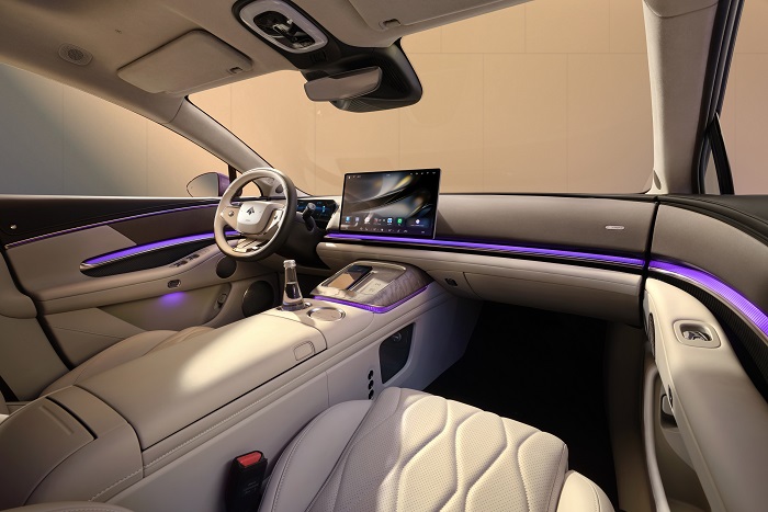 华系双智旗舰轿车 广汽昊铂A800内饰首发，为高速L3商用冲刺