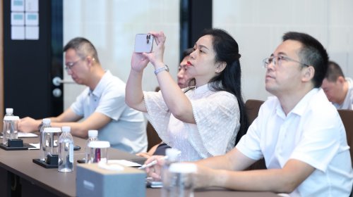 联想 “创新之旅” 深耕湖南，政企共探智能化新路径
