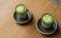 健康提神，抹茶陈建来对比喝抹茶好还是咖啡二者优劣